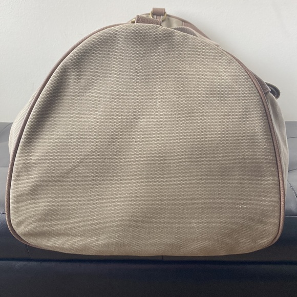 HEARTH & HAND Magnolia Canvas Travel Duffel Bag Khaki - Picture 7 of 14